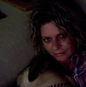 Meet your Posher, Brenda